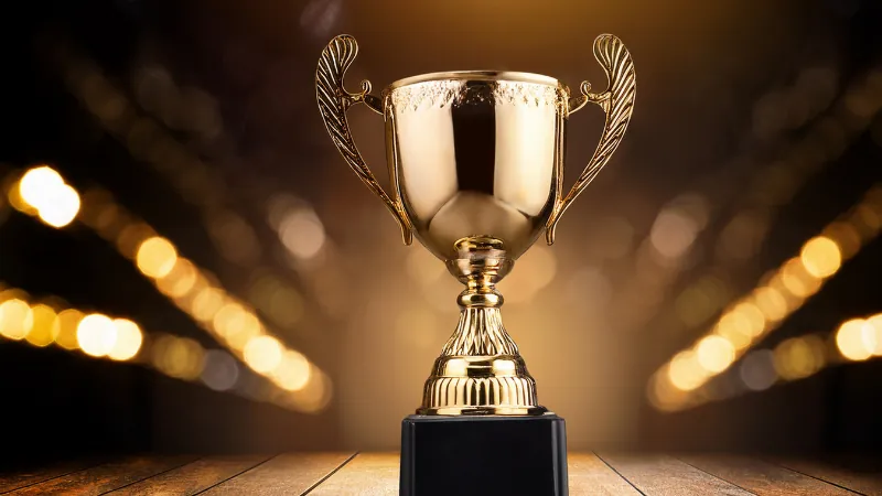 受賞 トロフィー